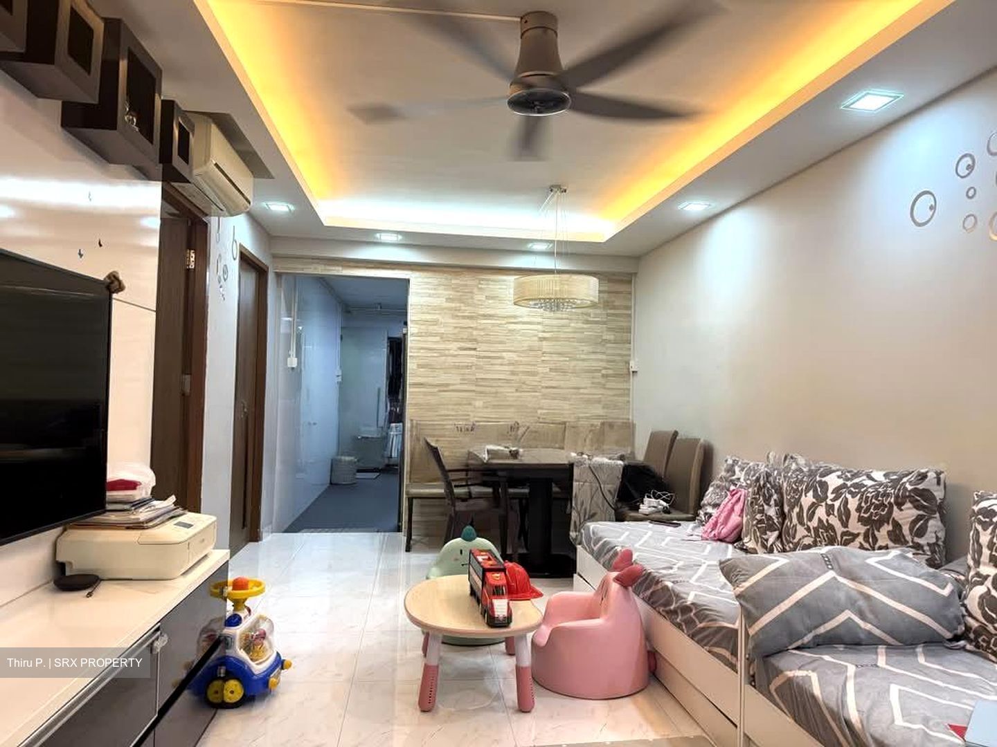 Blk 241 Jurong East Street 24 (Jurong East), HDB 3 Rooms #569991271